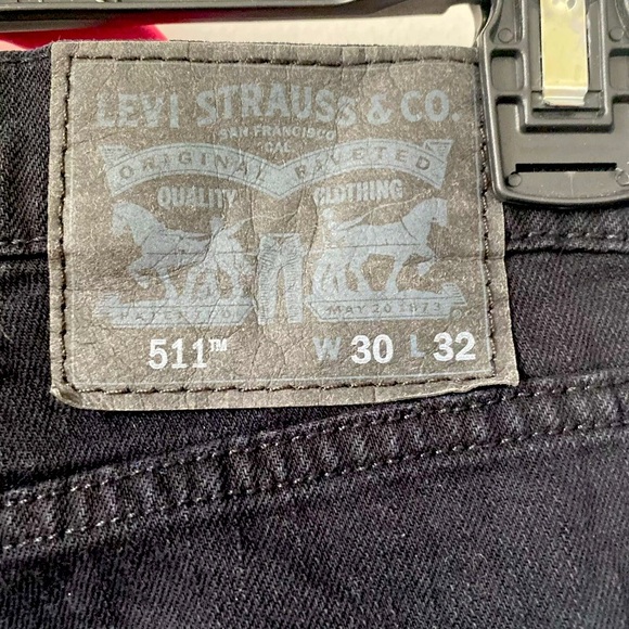 Levi's Men's Black Jeans new tag off - Picture 1 of 3